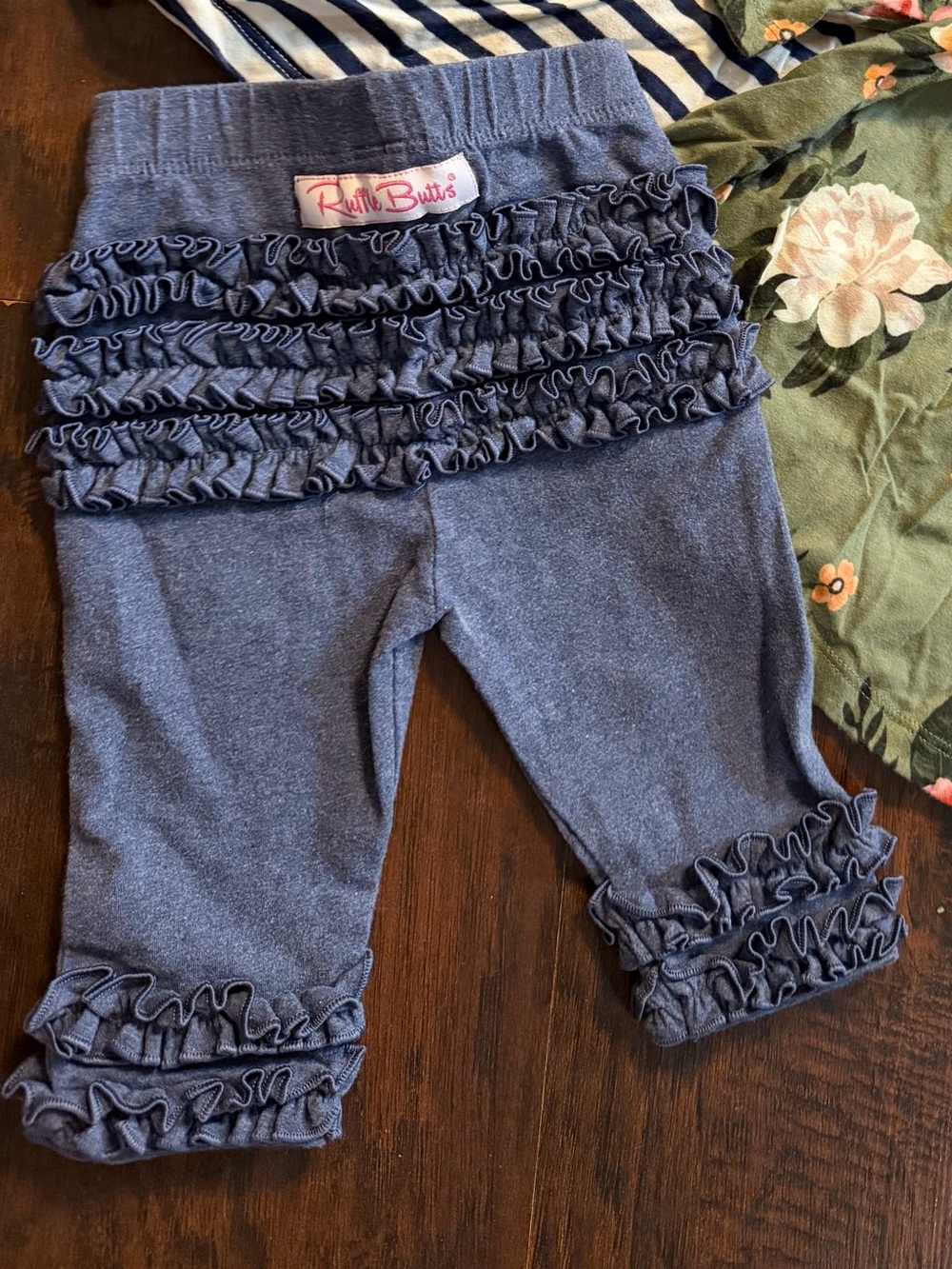 3 piece Ruffle-Back by Ruth Butt's